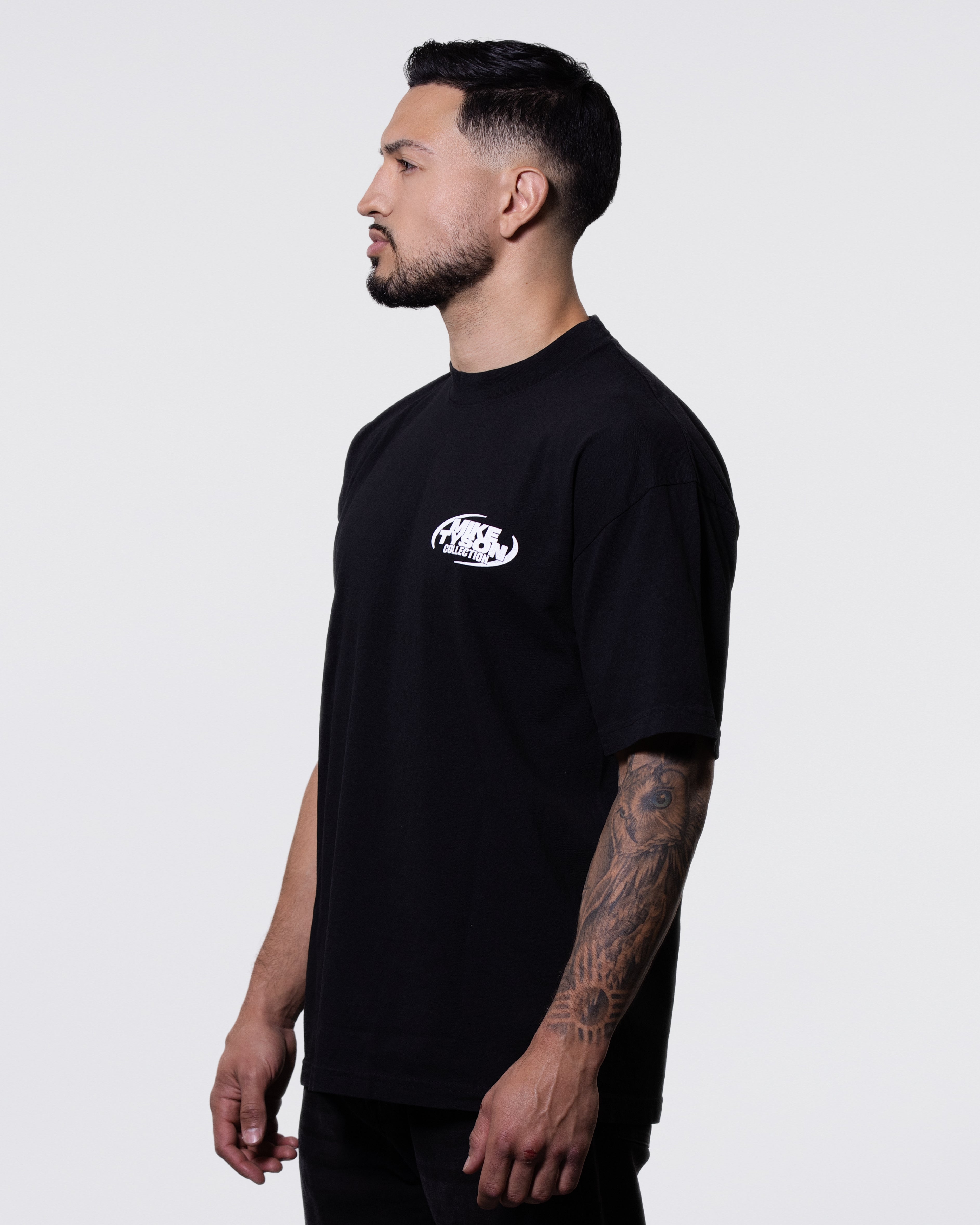 Model wearing the I'm the Best Ever Type Tee.