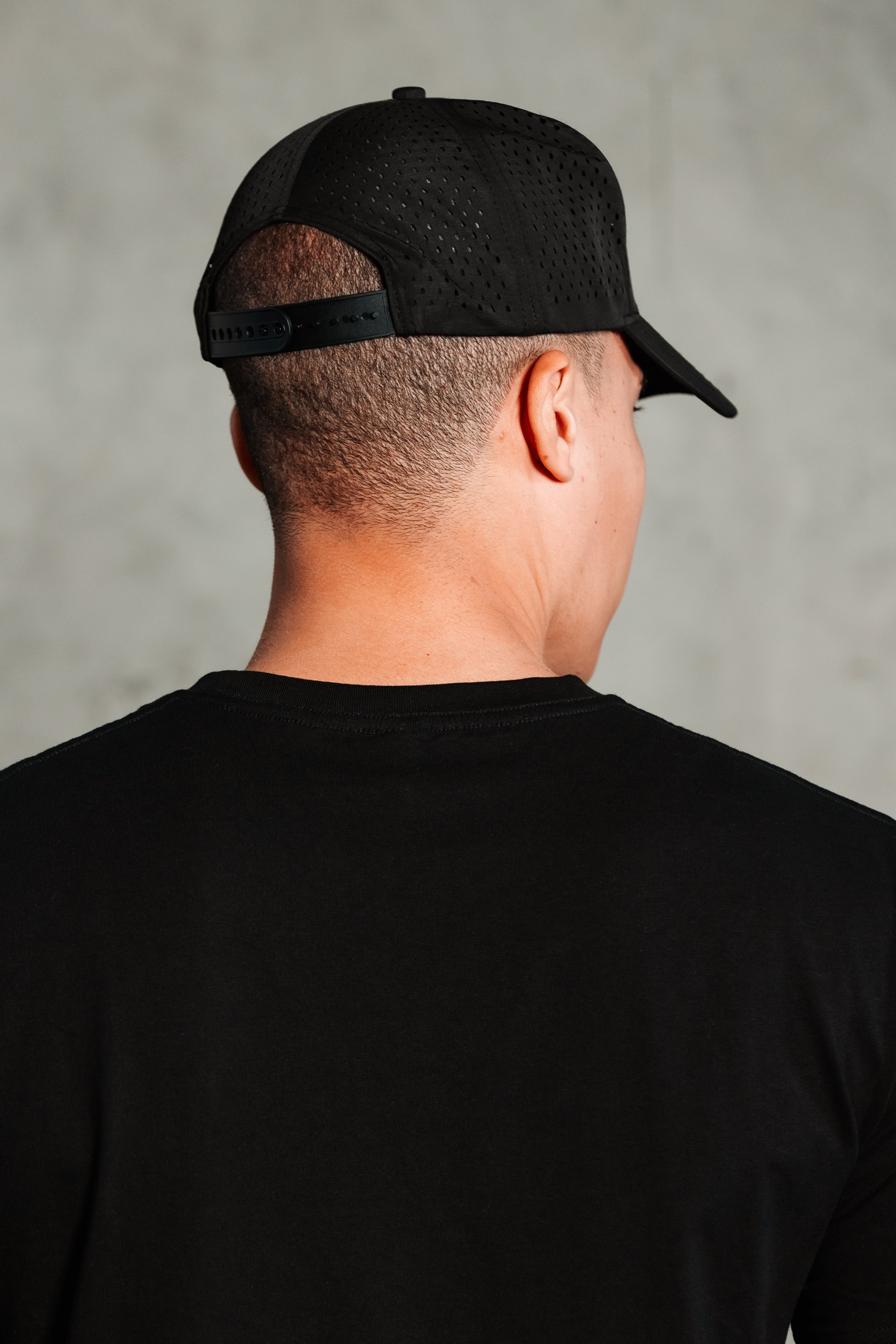 Model showing the back of the Tyson Pro hat.